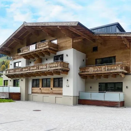 Saalbacher Perle 4 * ザールバッハ・ヒンターグレム