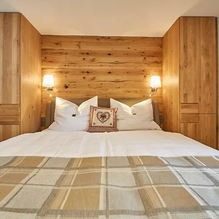 Saalbacher Perle 4 Apartament *