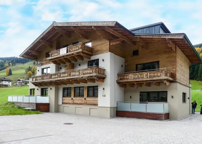 Saalbacher Perle 4 * ザールバッハ・ヒンターグレム